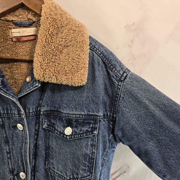 Pilcro Jacket Women XS Denim Jean Trucker Faux Fur Shearling Sherpa - Picture 11 of 11